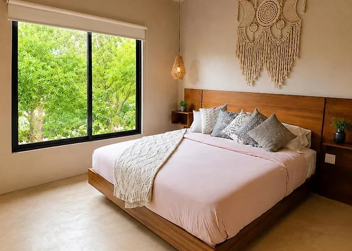 Luxury Penthouse With Private Plunge Pool In Apartamento